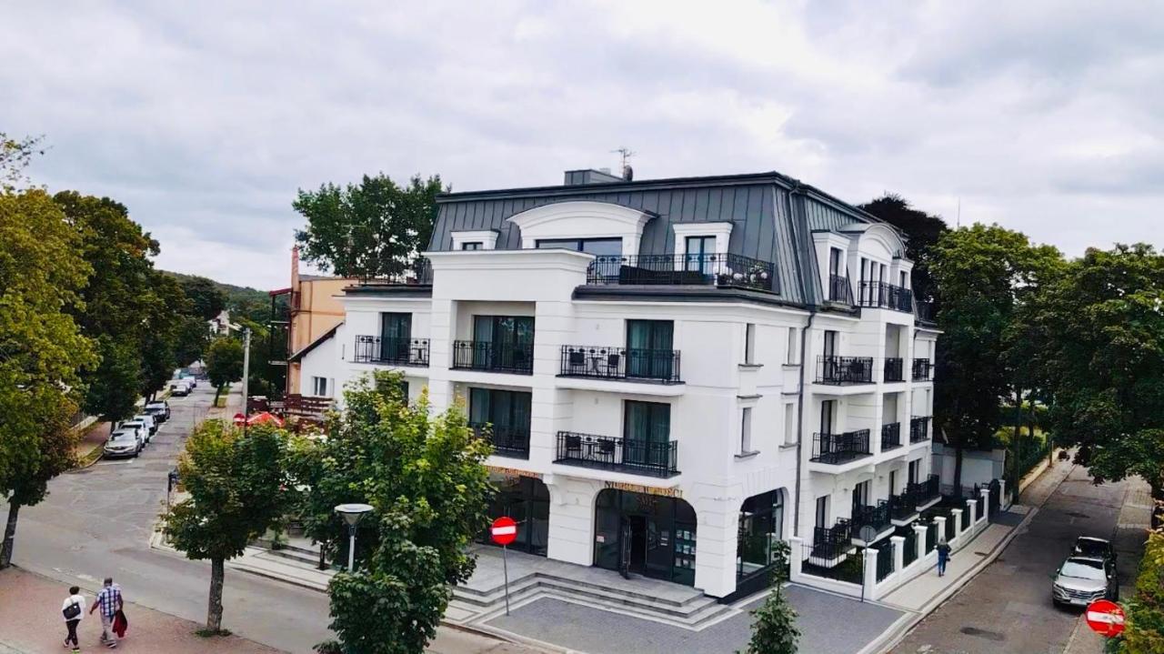 Luxury Apartments In Residence Maritime Miedzyzdroje Buitenkant foto